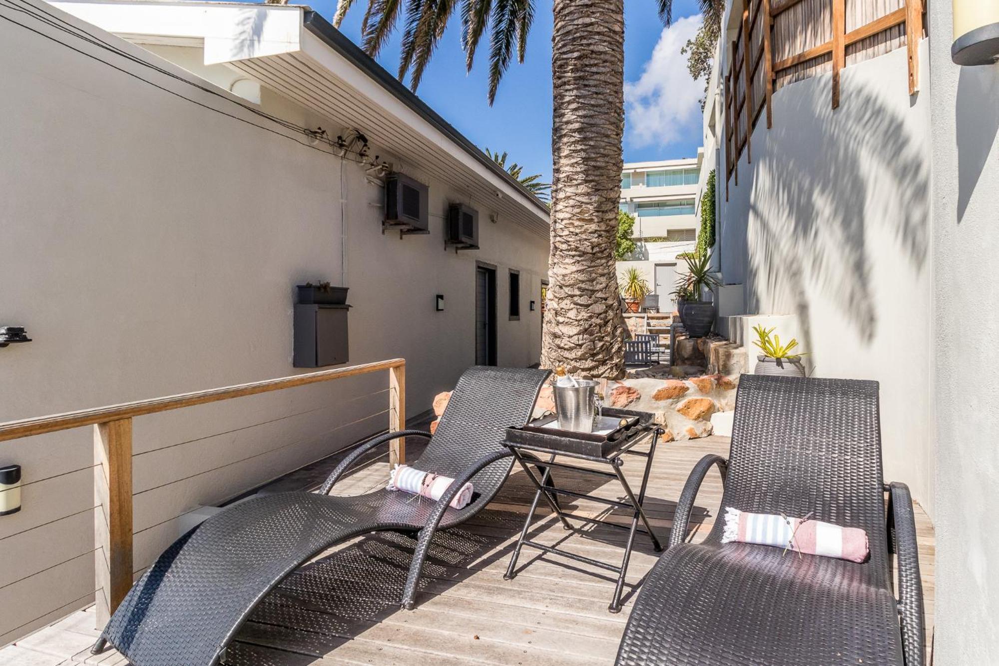 51 On Camps Bay Hotel Cape Town Exterior photo