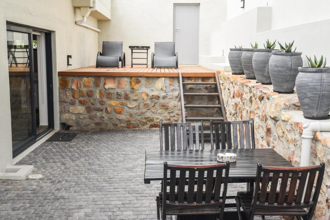 51 On Camps Bay Hotel Cape Town Exterior photo
